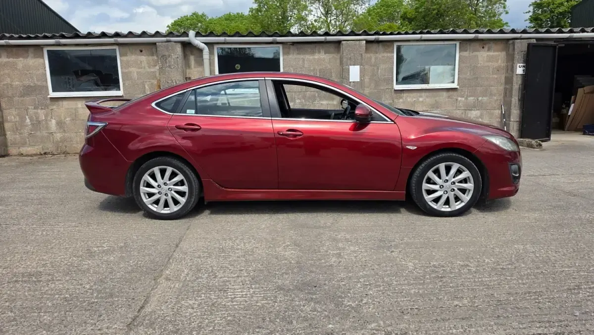 Begagnad Mazda 6 2012 Röd Halvkombi