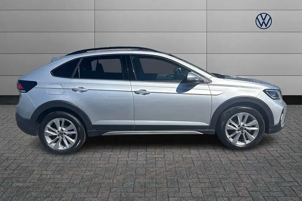 Used VW Taigo Match 115 HP (84 kW) 2025 Silver SUV