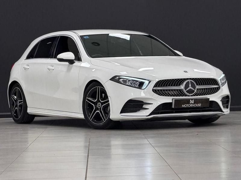 Used Mercedes A180 AMG line 116 HP (85 kW) 2019 White Hatchback