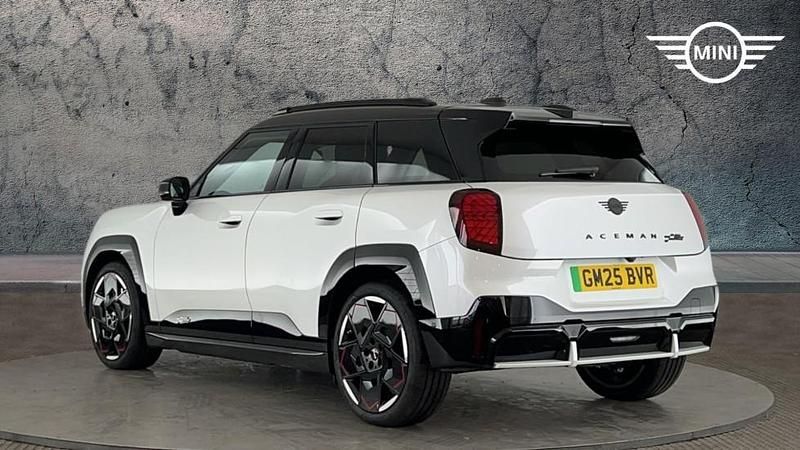 Used Mini Cooper 186 kW (254 HP) 2025 White Hatchback