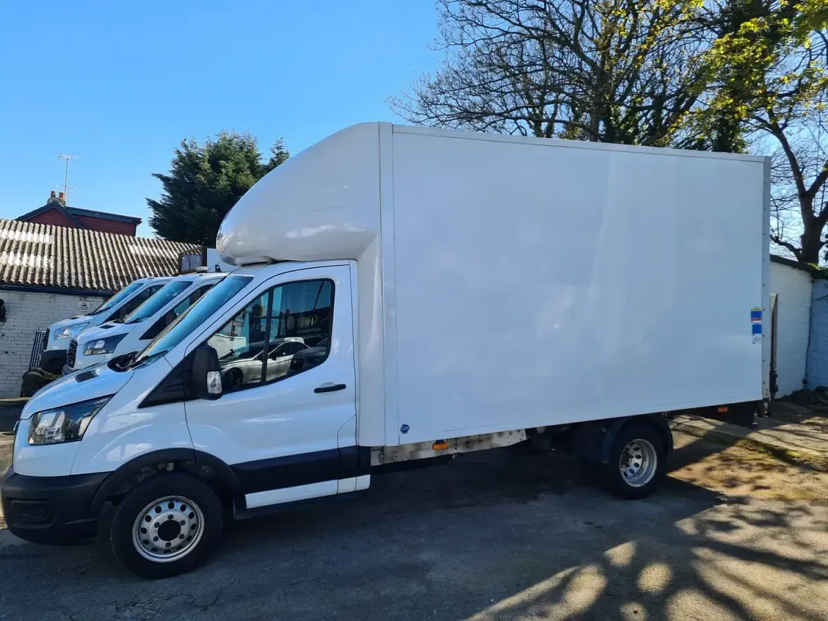 Used Ford Transit 130 HP (95 kW) 2022 White Van