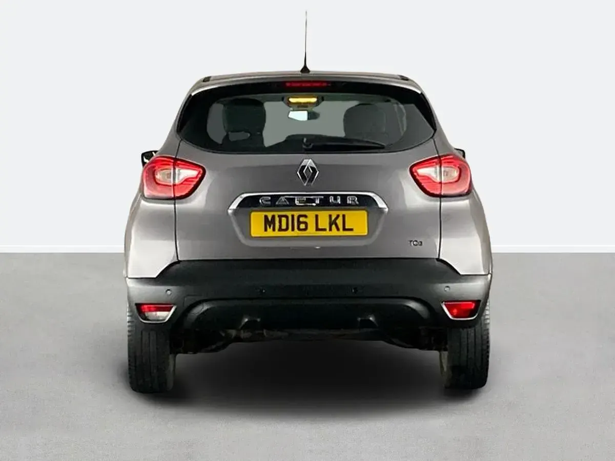 Used Renault Captur Dynamique 90 HP (66 kW) 2016 Grey SUV