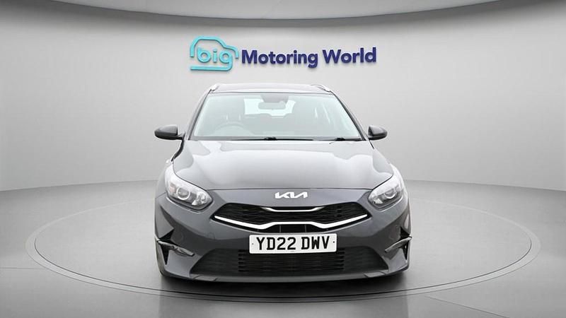 Used Kia Ceed Sportswagon 118 HP (86 kW) 2022 Grey Estate
