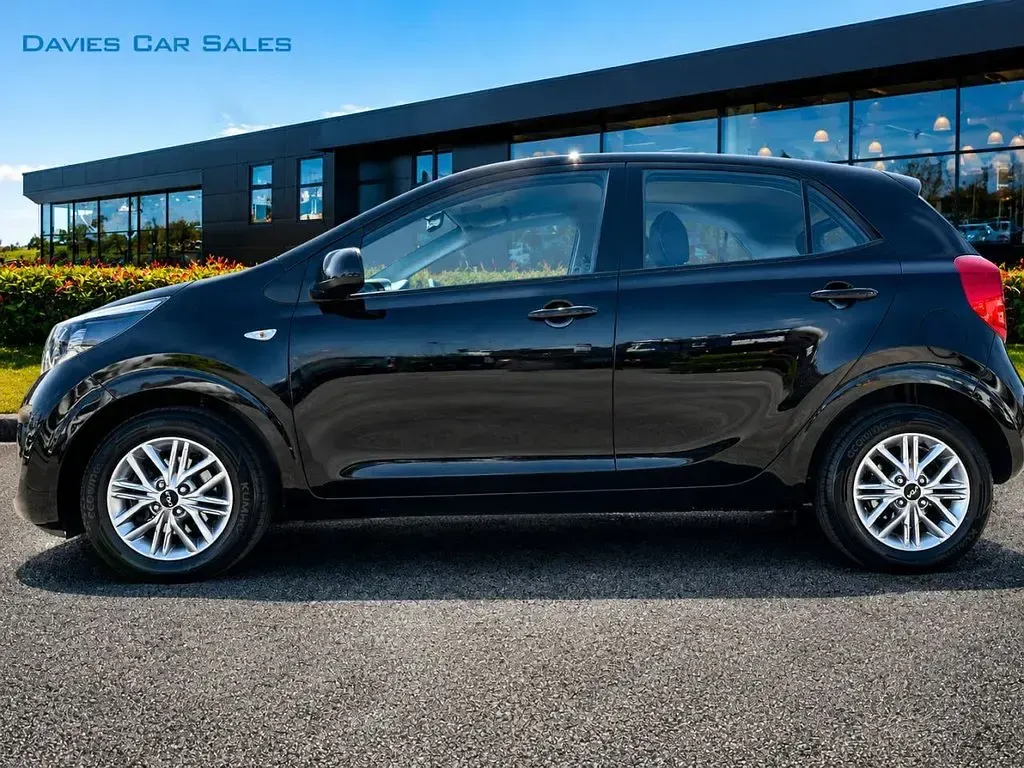 Used Kia Picanto 66 HP (48 kW) 2023 Black Hatchback