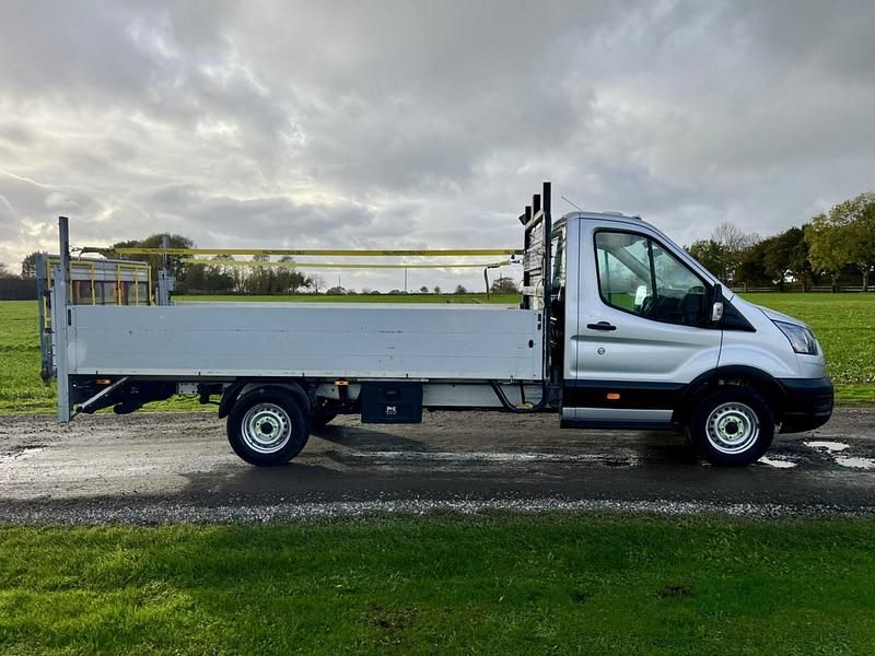 Used Ford Transit 130 HP (95 kW) 2021 Silver
