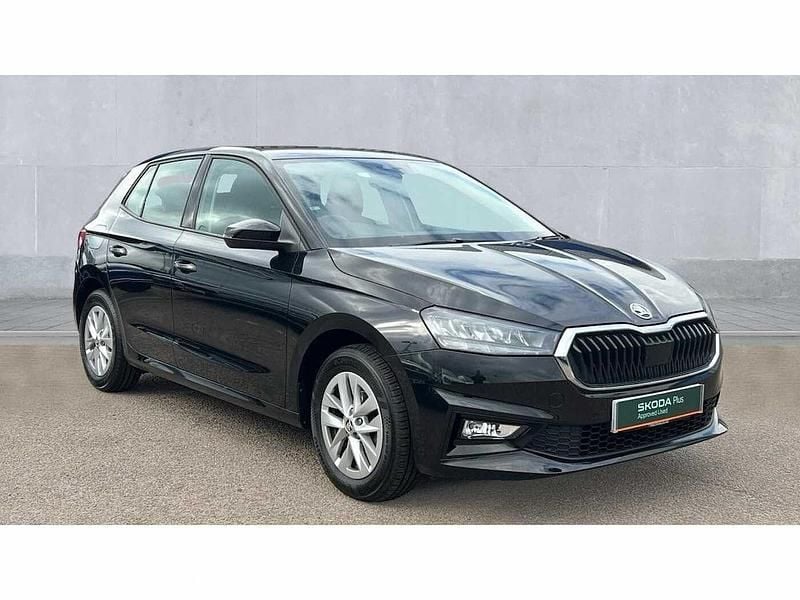 Black magic pearl effect Used 2022 Skoda Fabia Comfort Hatchback | £12,740 (Fair price) - Image 1/4