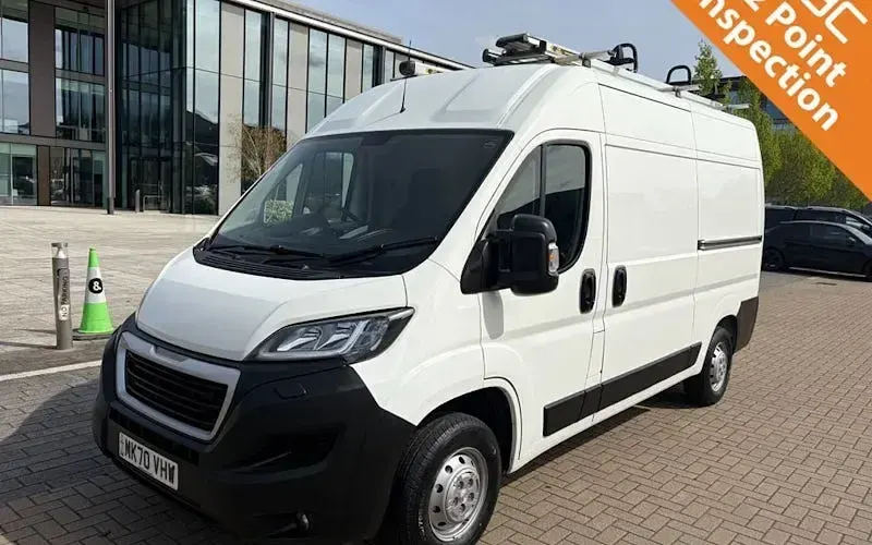 Usado Peugeot Boxer 140 HP (102 kW) 2022 Van