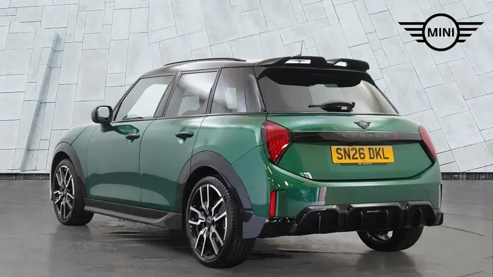 Used Mini Cooper Sport 147 kW (201 HP) 2026 Green Hatchback