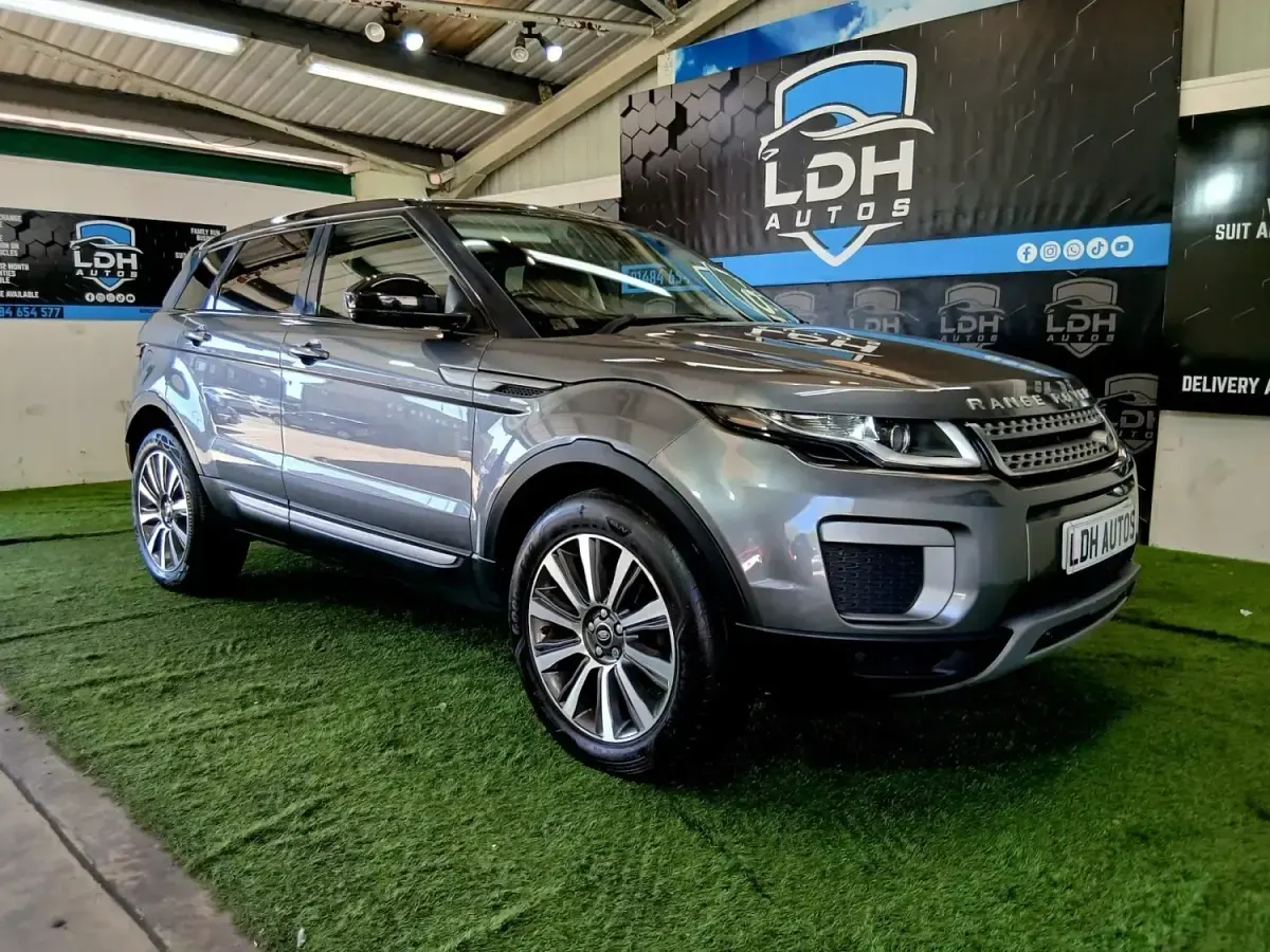 Begagnad Land Rover Range Rover evoque SE 2017 Grå SUV