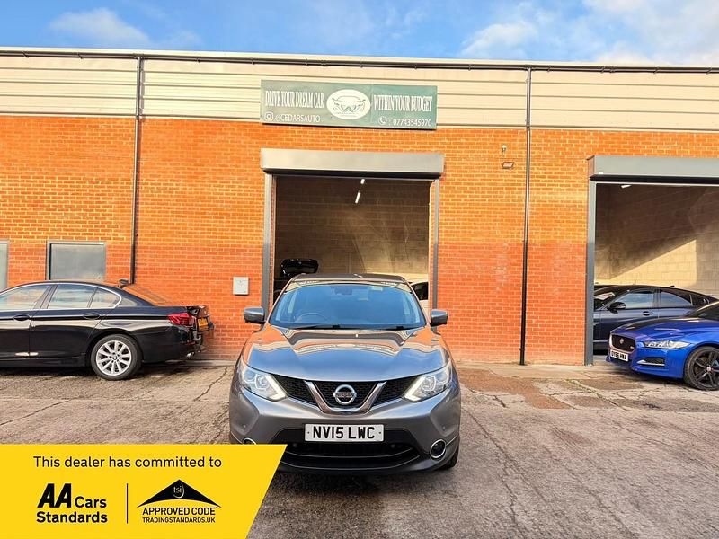 Grey Used 2015 Nissan Qashqai N-TEC SUV | £4,999 (A bit pricey) - Image 1/4