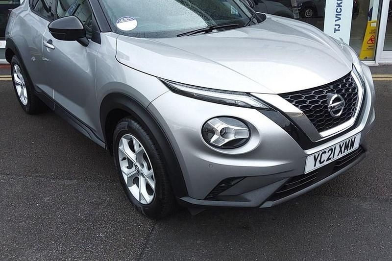 Used Nissan Juke N-Connecta 2021 Silver SUV