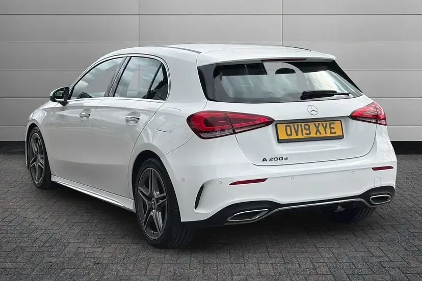 Used Mercedes A200 AMG Line Premium Plus 148 HP (108 kW) 2019 Polar white Hatchback