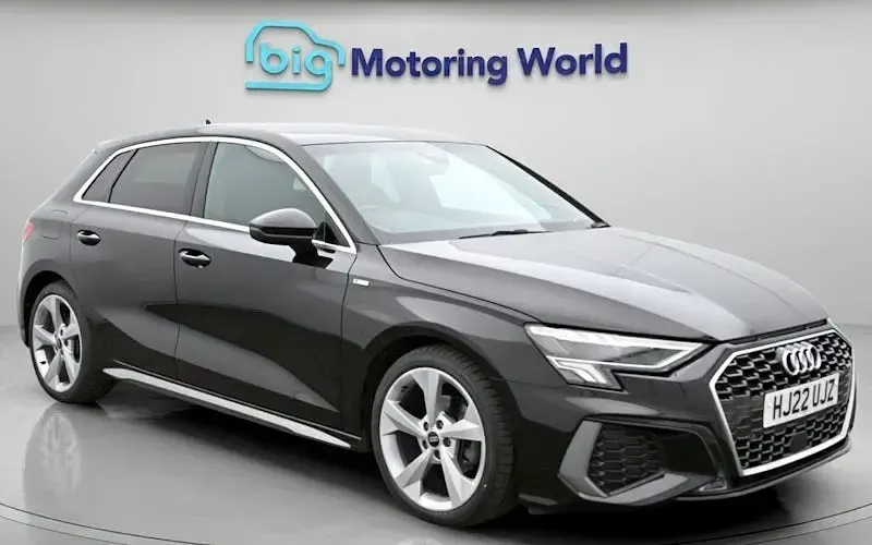 Second-hand Audi A3 Sportback S-Line 150 CP (110 kW) 2024 Hatchback