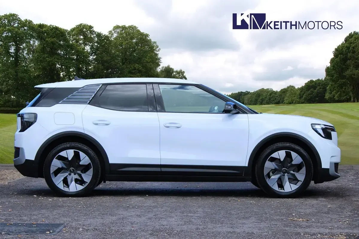 Used Ford Explorer Premium 210 kW (286 HP) 2025 White SUV