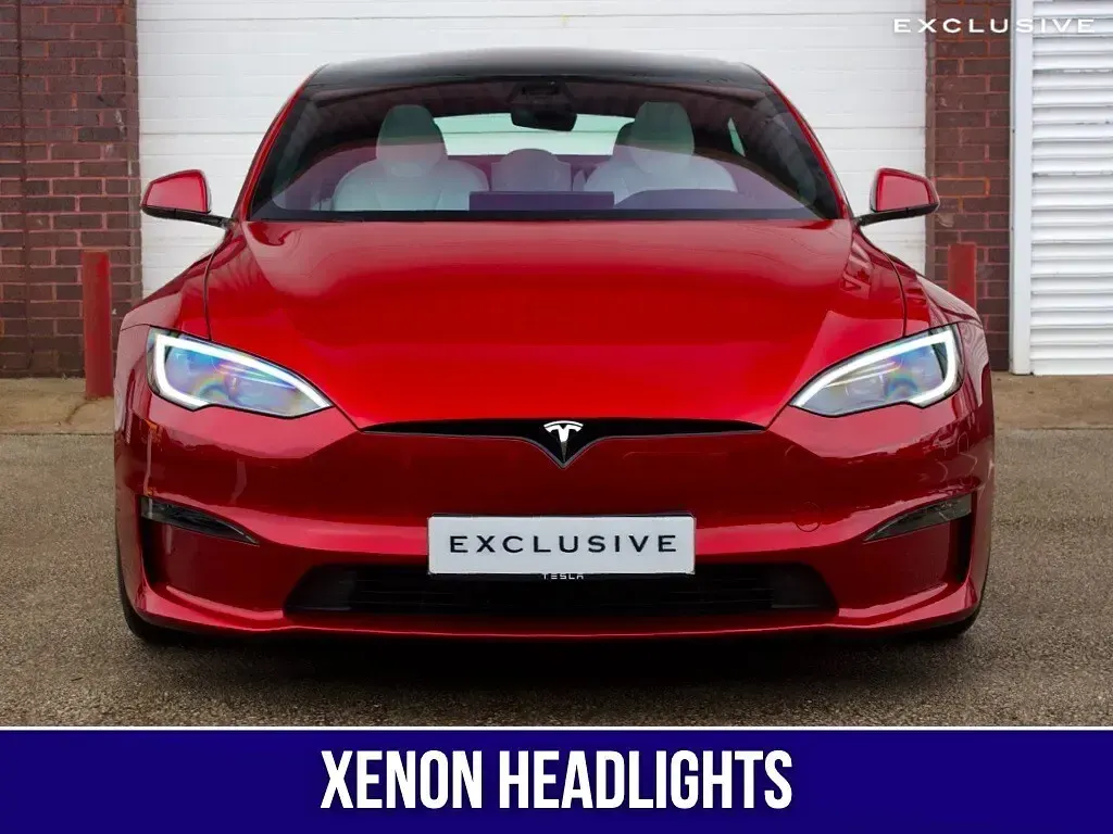 Used Tesla Model S Plaid 759 kW (1033 HP) 2023 Red Hatchback