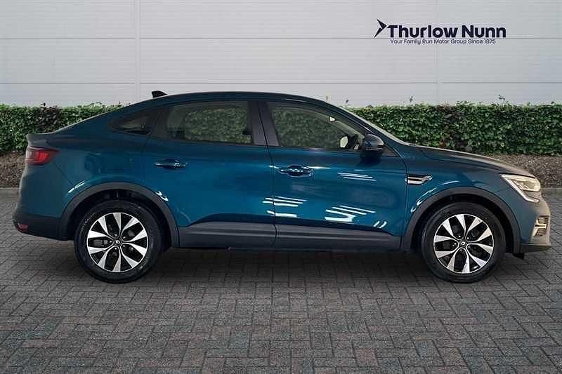 Begagnad Renault Arkana Evolution 145 HK (106 kW) 2022 Blå SUV