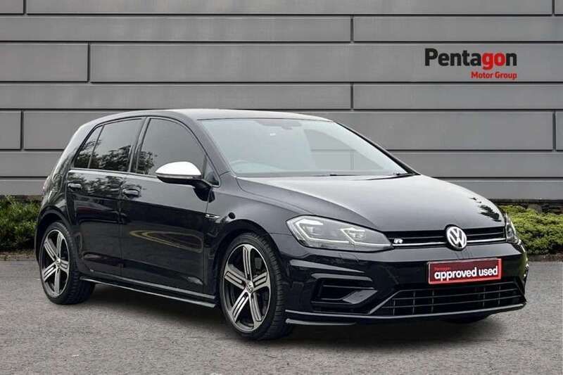 Black Used 2017 VW Golf VII R Hatchback | £17,825 (Fair price) - Image 1/4