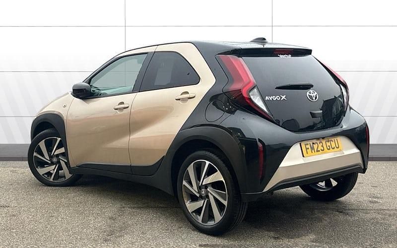 Used Toyota Aygo X 72 HP (52 kW) 2025 SUV