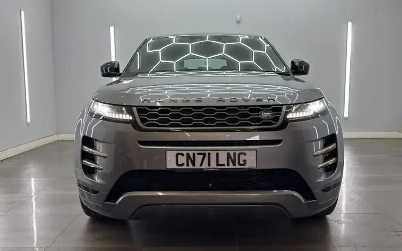 Used Land Rover Range Rover evoque R-Dynamic 166 HP (122 kW) 2023 SUV