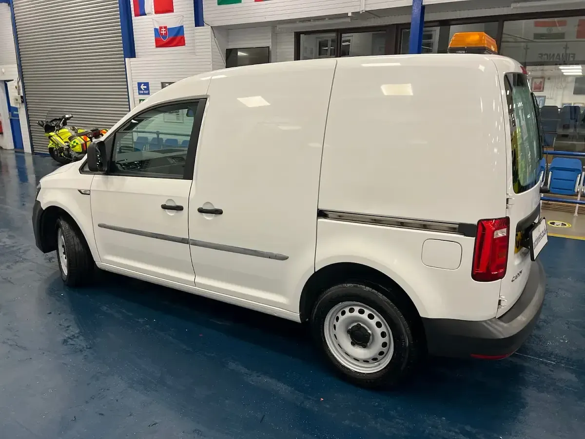 Used VW Caddy Startline 102 HP (75 kW) 2017 White MPV