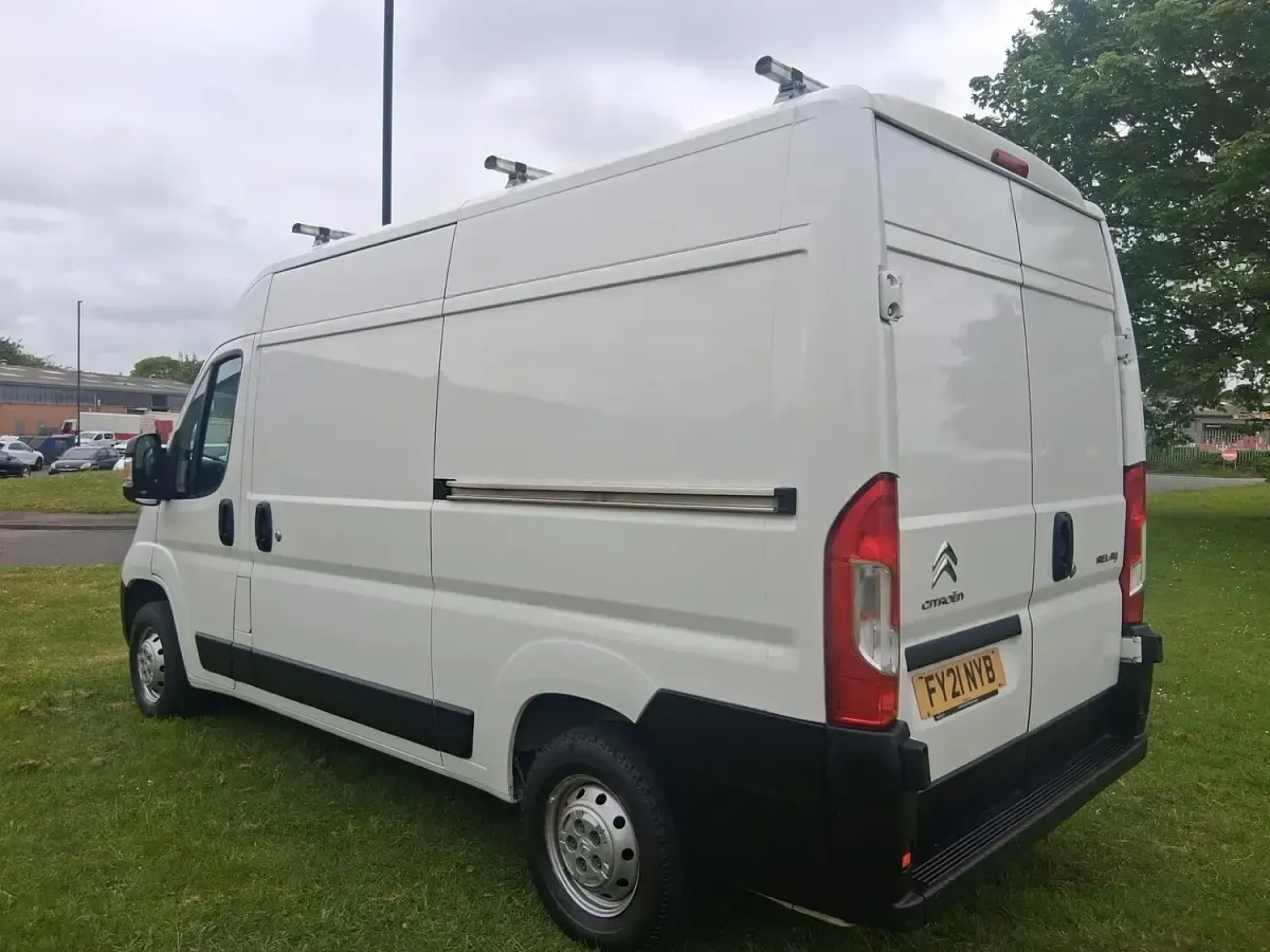 Used Citroën Relay 140 HP (102 kW) 2021 White Van