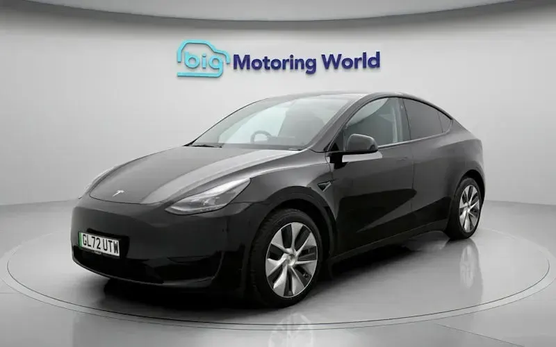 Used Tesla Model Y Standard Range 219 kW (299 HP) 2024 SUV