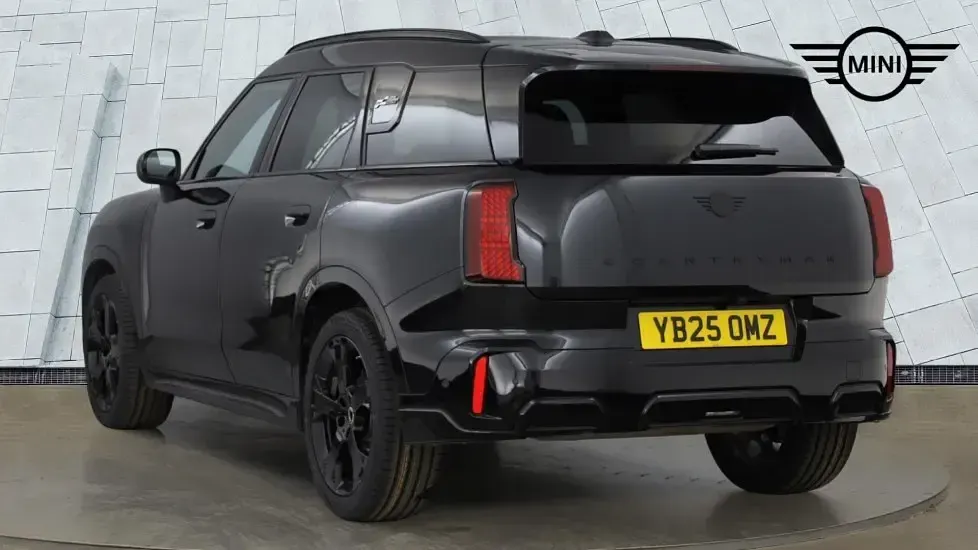 Used Mini Countryman 168 HP (123 kW) 2025 Black SUV