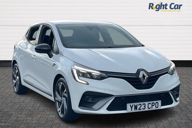 Glacier white Used 2023 Renault Clio V RS Line Hatchback | £15,499 (Fair price) - Image 1/1
