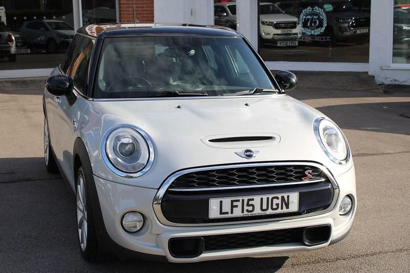Silver Used 2015 Mini Cooper S Hatch Hatchback | £14,000 (Expensive) - Image 1/4