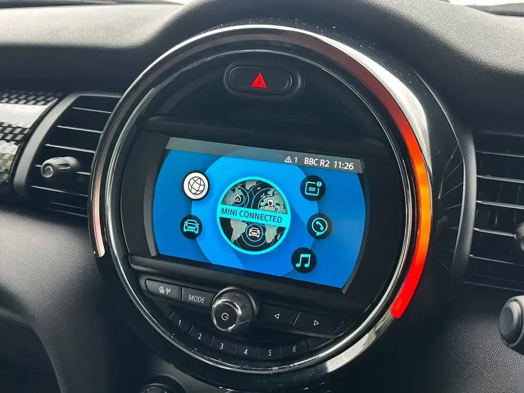Used Mini Cooper S Hatch 192 HP (141 kW) 2019 Black Hatchback