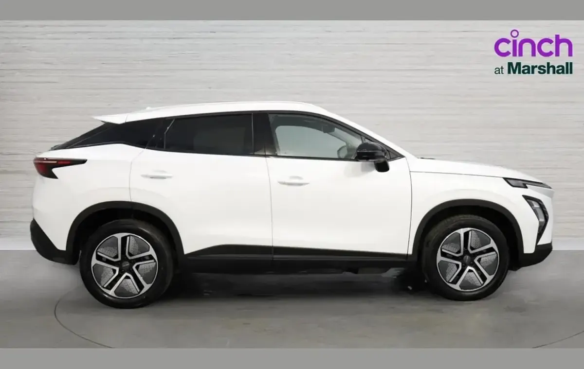 Used Omoda 5 155 kW (211 HP) 2025 White SUV