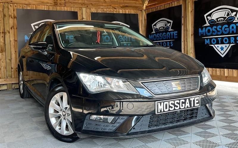 Black Used 2017 Seat Leon Ecomotive Hatchback | £9,195 (Fair price) - Image 1/4