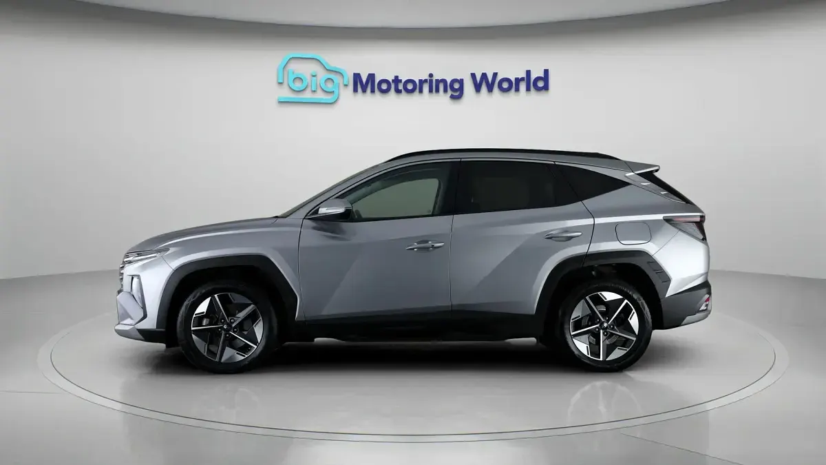 Used Hyundai Tucson Premium 160 HP (117 kW) 2024 Silver SUV