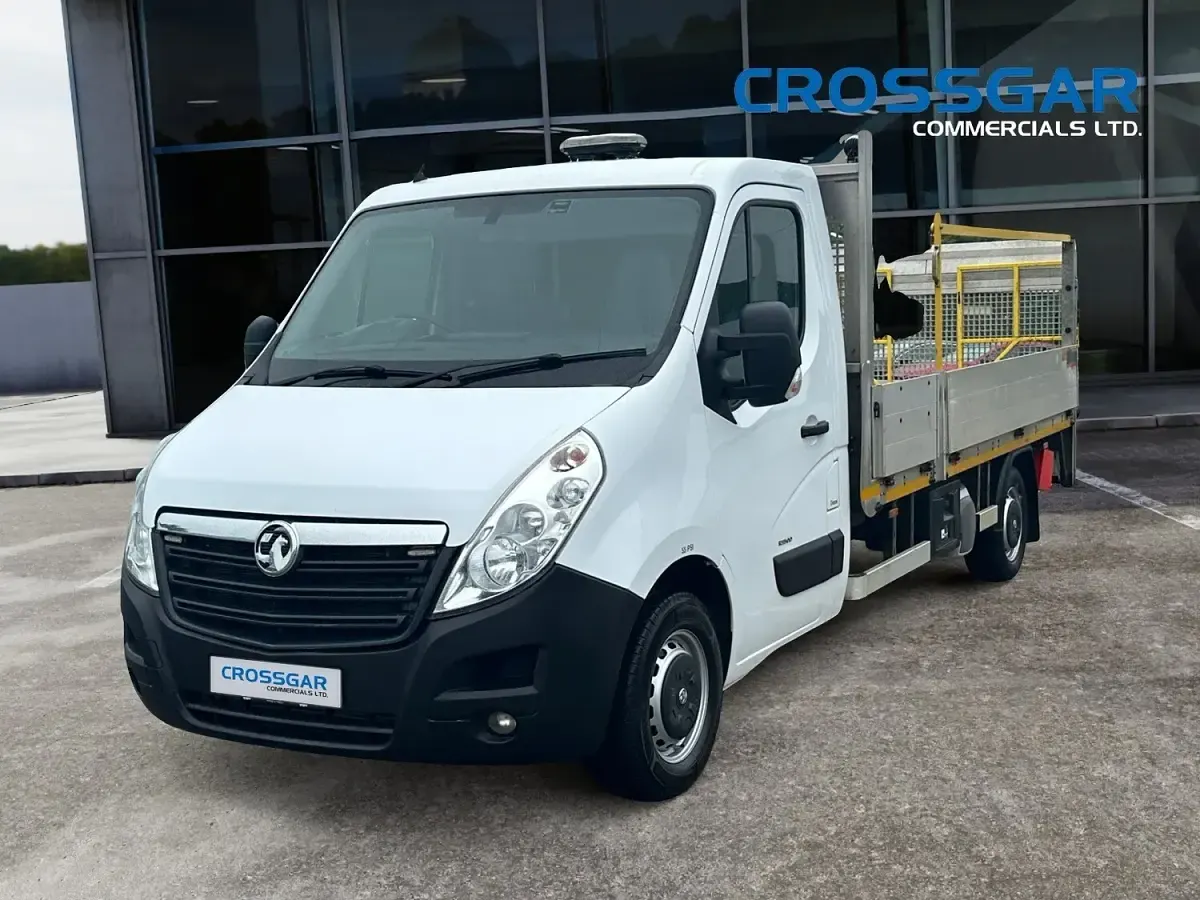 Used Vauxhall Movano 2019 White MPV