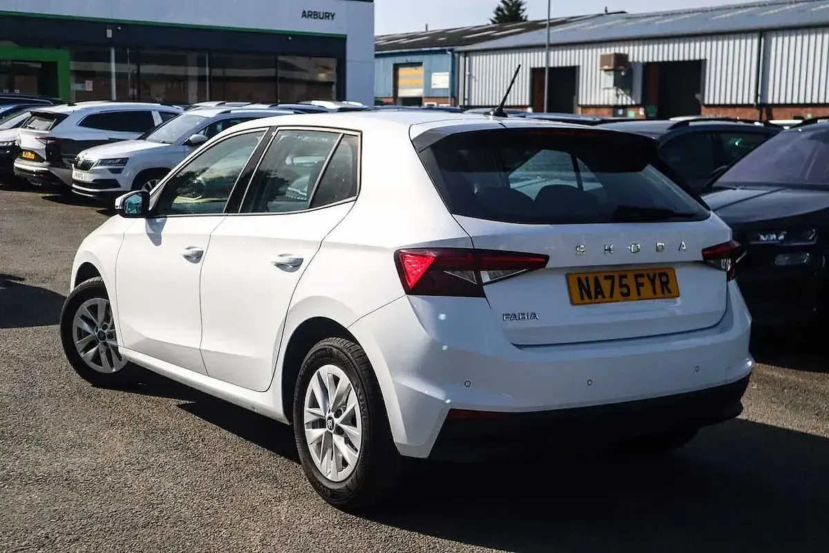Used Skoda Fabia SE 113 HP (83 kW) 2025 White Hatchback