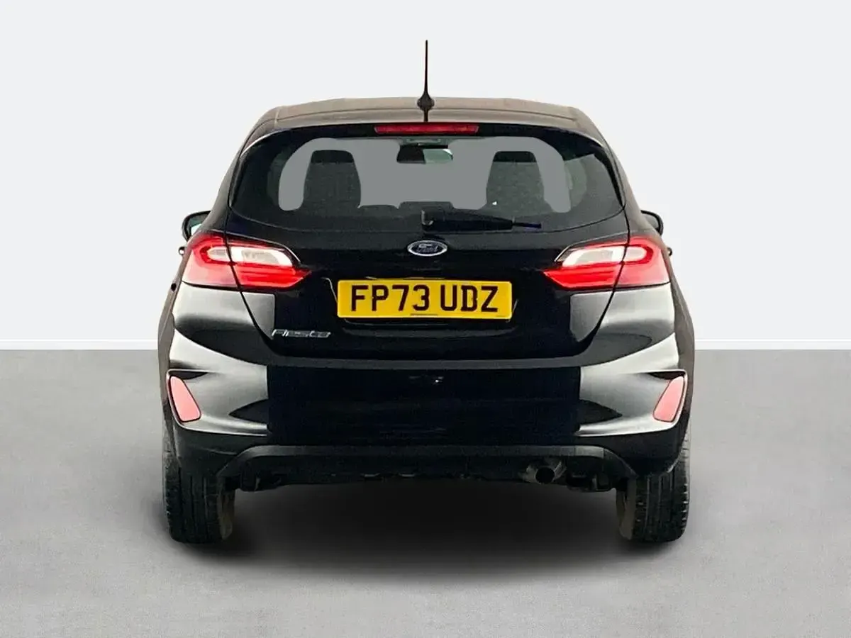 Usado Ford Fiesta Trend 75 HP (55 kW) 2023 Preto Citadino