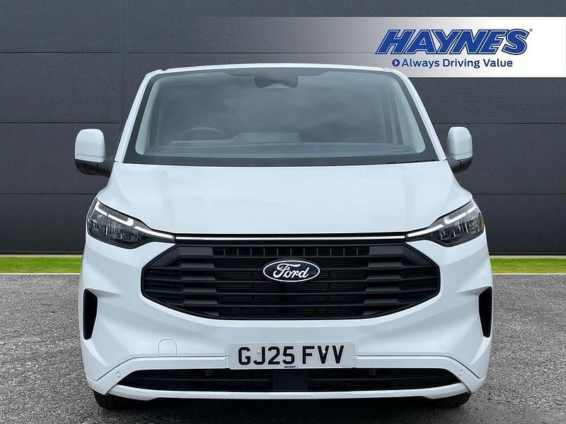 New Ford Transit Custom Limited 136 HP (100 kW) 2025 White Van