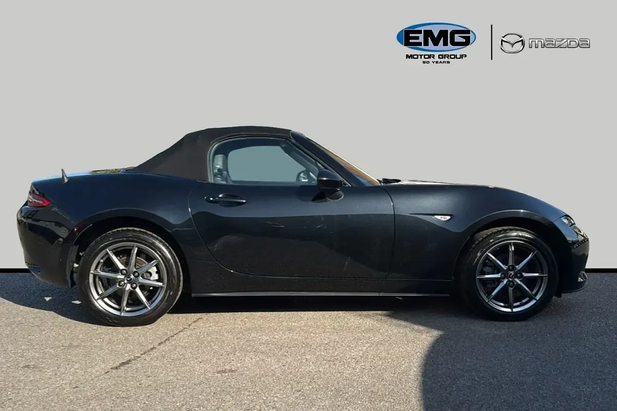 Begagnad Mazda MX5 Exclusive-Line 132 HK (97 kW) 2025 Svart Cab