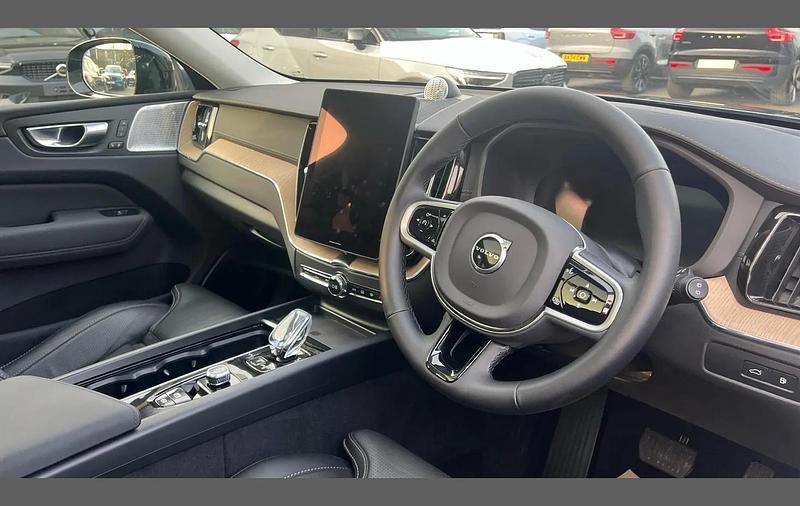 Used Volvo XC60 Ultra 455 HP (334 kW) 2025 Blue SUV