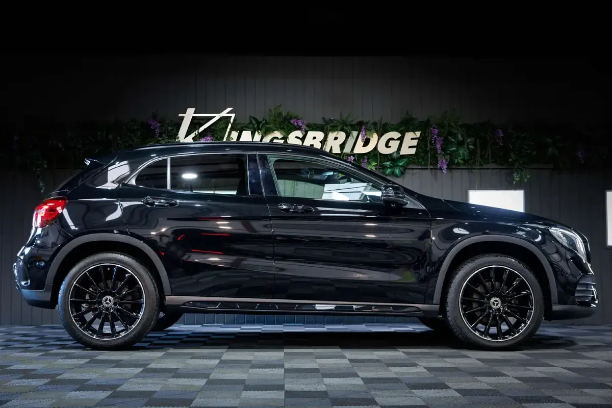 Used Mercedes GLA200 AMG line 2020 Black SUV