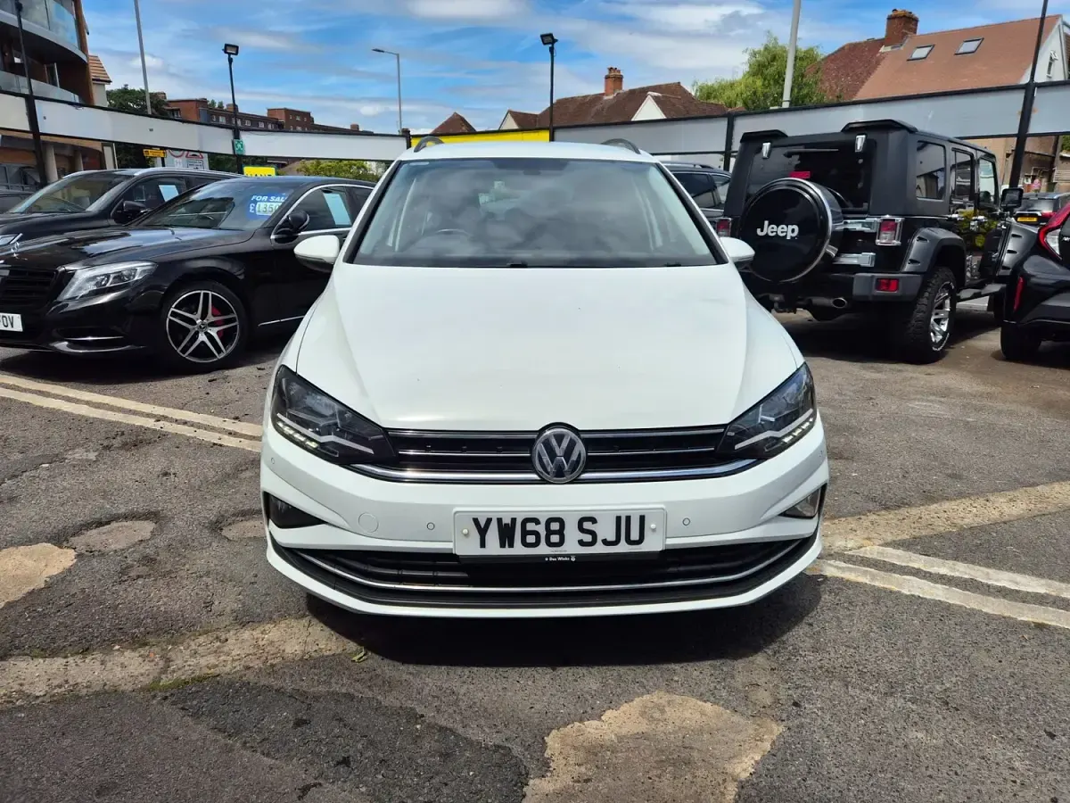 Used VW Golf Sportsvan Match 2019 White MPV