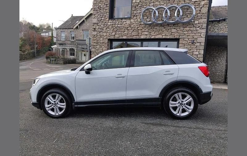 Used Audi Q2 Sport 147 HP (108 kW) 2023 White SUV