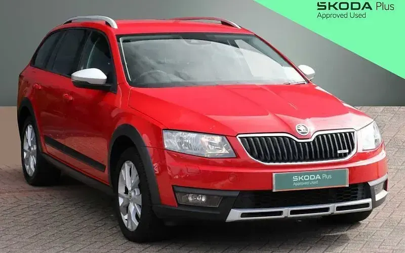 Used Skoda Octavia Scout 184 HP (135 kW) 2016 Estate