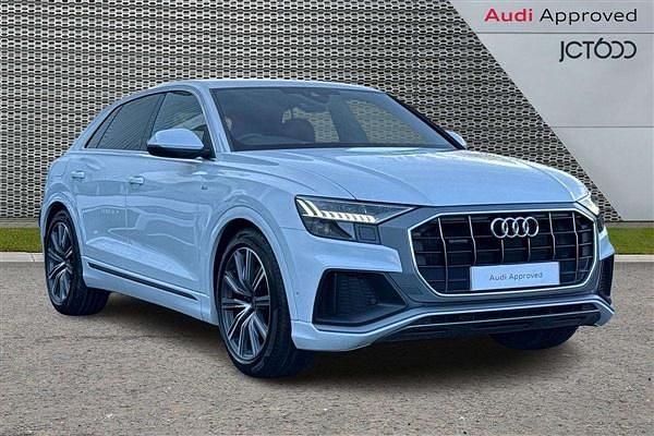 White Used 2022 Audi Q8 Comfort SUV | £39,500 (Super price) - Image 1/4