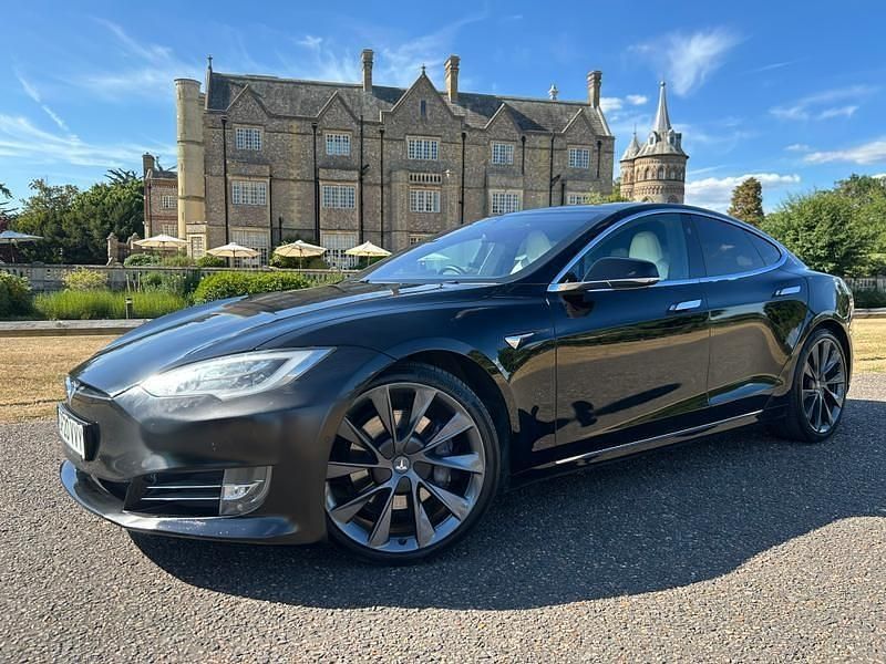 Black Used 2020 Tesla Model S Long Range Sedan | £29,995 (Good price) - Image 1/3