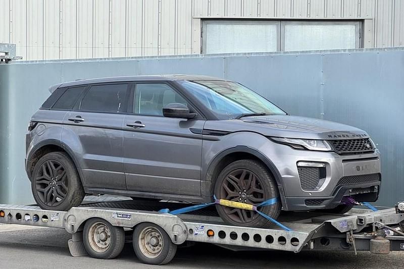 Used Land Rover Range Rover evoque HSE Dynamic 180 HP (132 kW) 2016 Grey metallic Hatchback