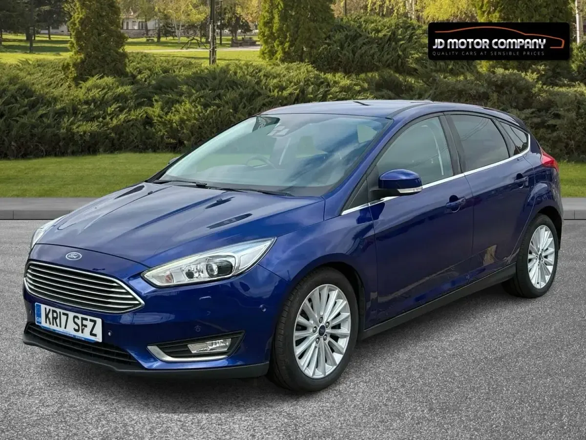 Used Ford Focus Titanium X 125 HP (91 kW) 2017 Blue Hatchback