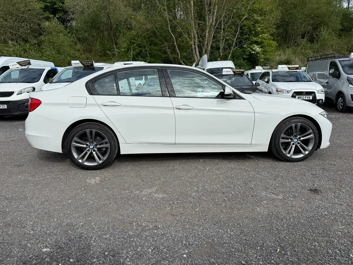 Used BMW 320 Sport Line 2014 White Sedan