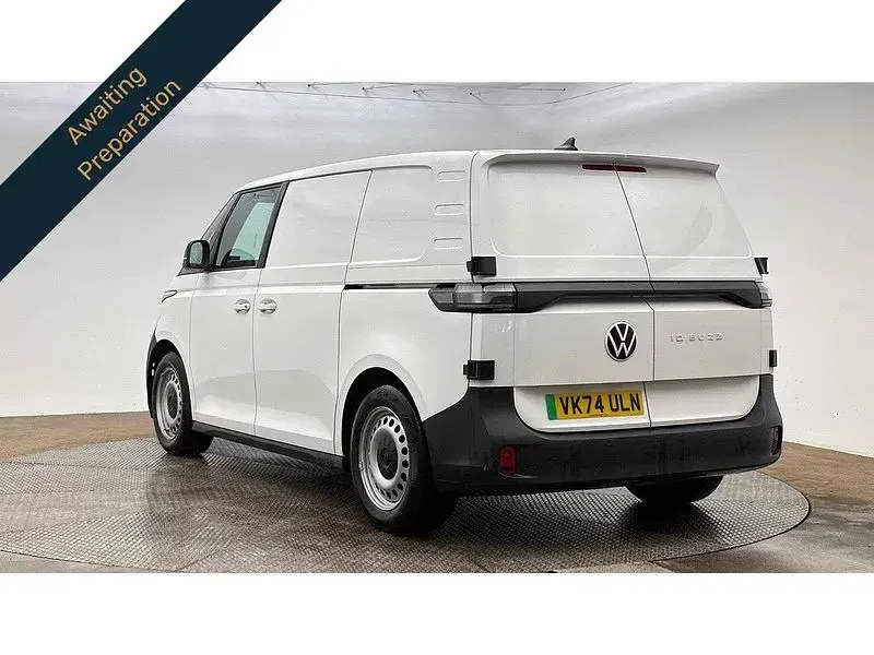 Used VW ID. Buzz 210 kW (286 HP) 2024 White MPV