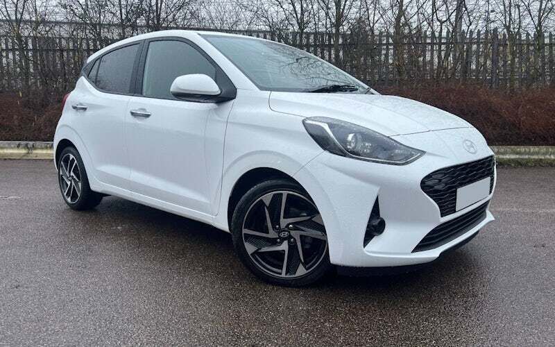 Used 2023 Hyundai i10 Premium Hatchback | £15,795 (A bit pricey) - Image 1/4